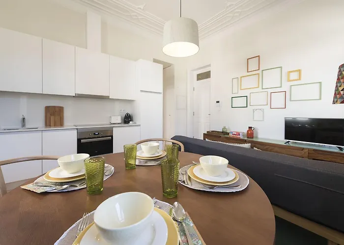 Center Chill By Lovelystay Apartment