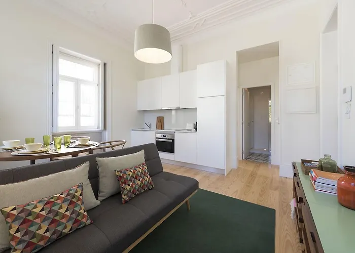 Center Chill By Lovelystay Apartment